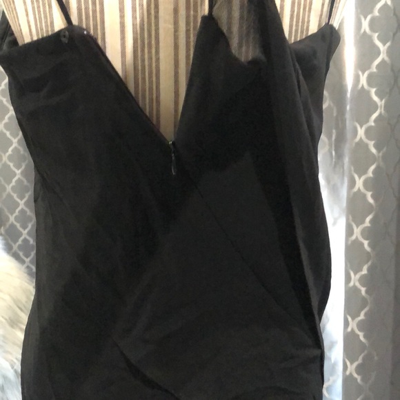 Spaghetti strap black dress - Picture 7 of 11